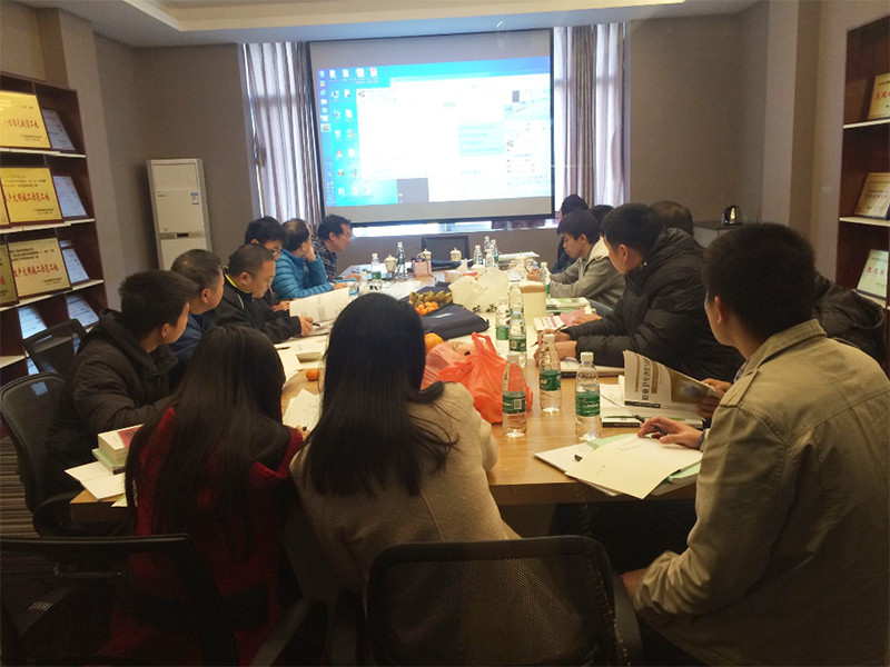 外聘专家培训考核中